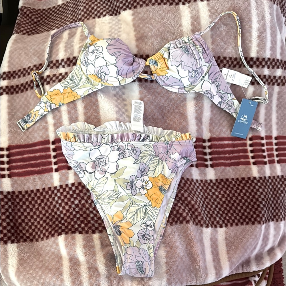 NWT Cupshe Floral Bikini Set with Yellow and Lavender